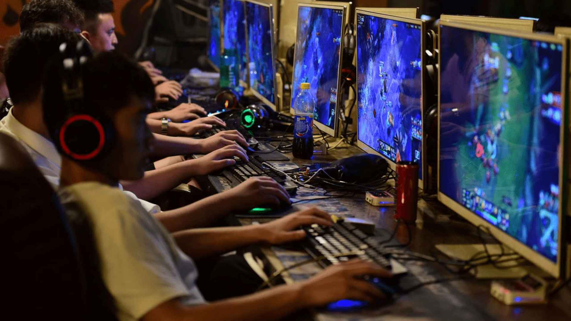 The Art of the Comeback: Esports Lessons from Champions League Dramas